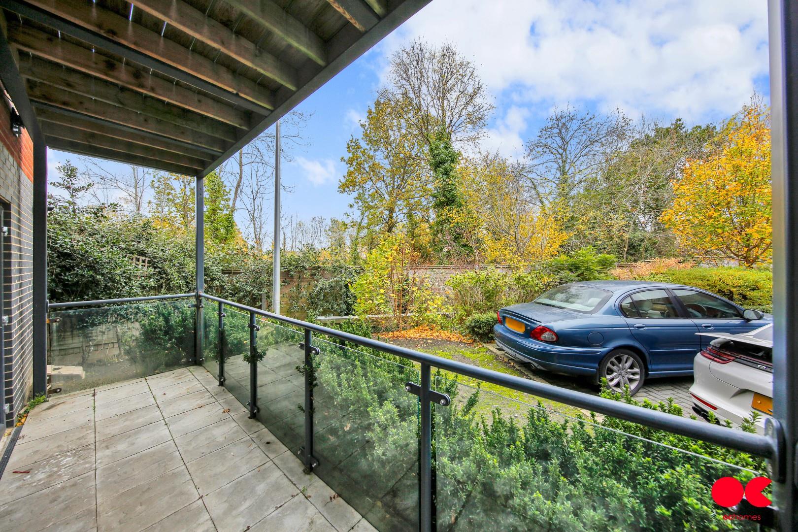 3 bed flat for sale in Jackdaw Close, Harold Wood  - Property Image 21