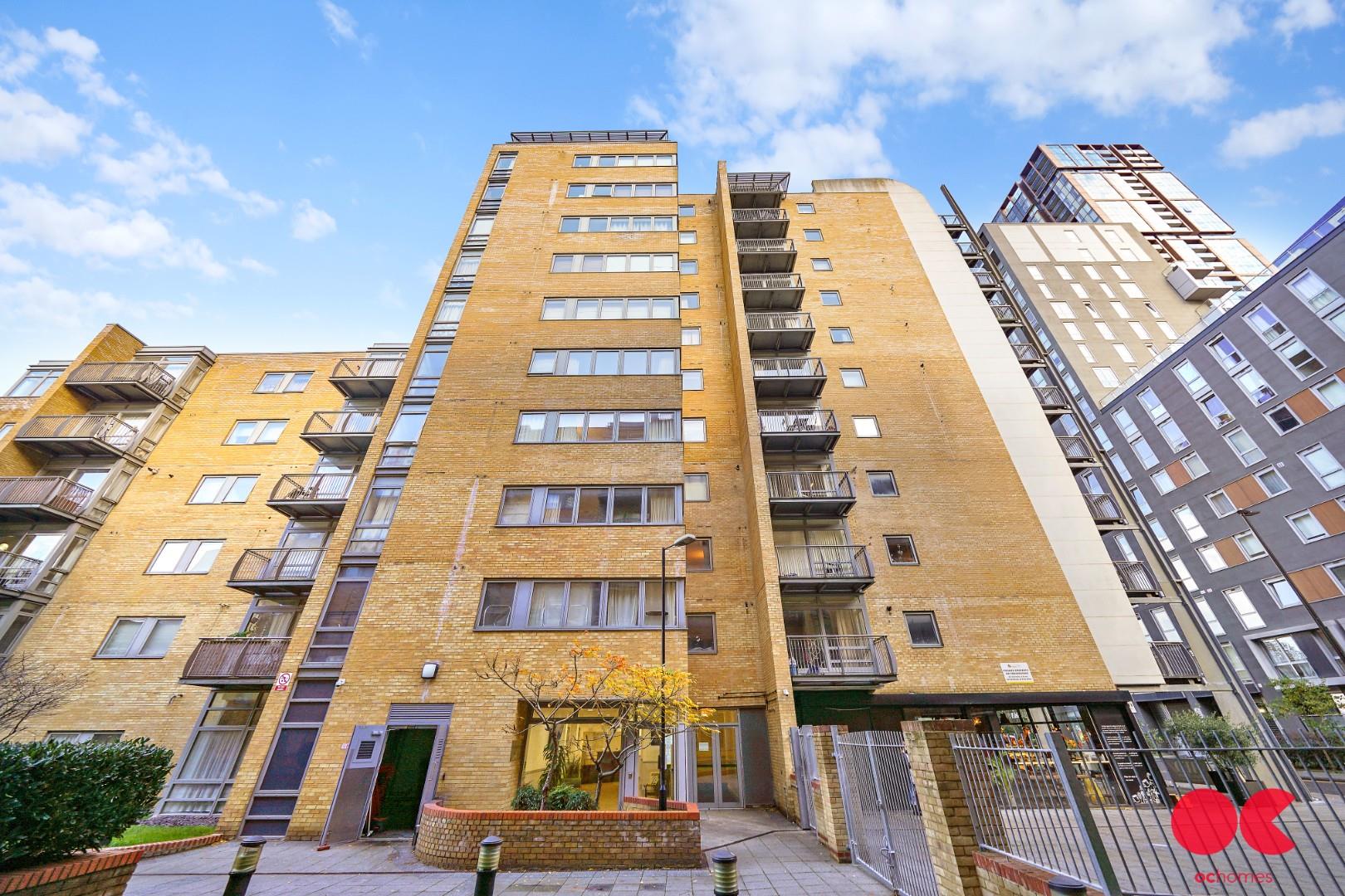 1 bed flat for sale in Cassilis Road, Canary Wharf  - Property Image 3