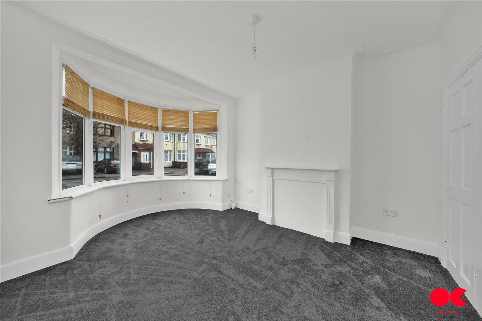 3 bed end of terrace house to rent in Clifton Road, Ilford  - Property Image 2