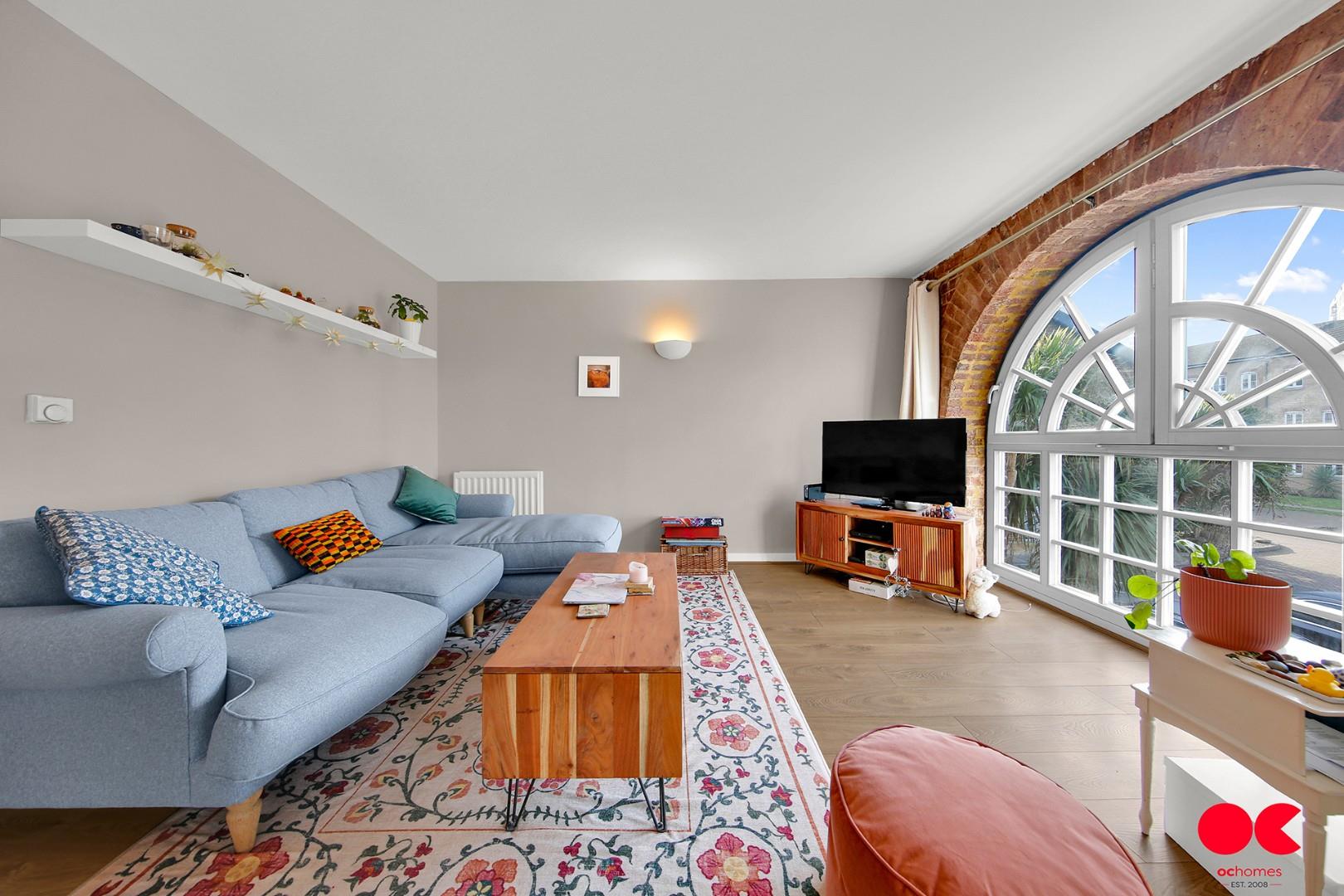 2 bed flat for sale in Kidman Close, Gidea Park  - Property Image 13