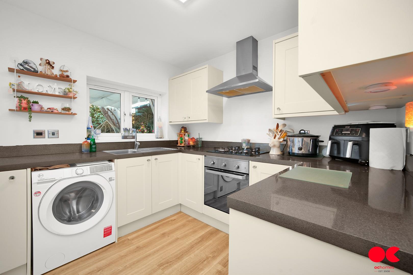 3 bed terraced house for sale in Connor Road, Dagenham  - Property Image 2
