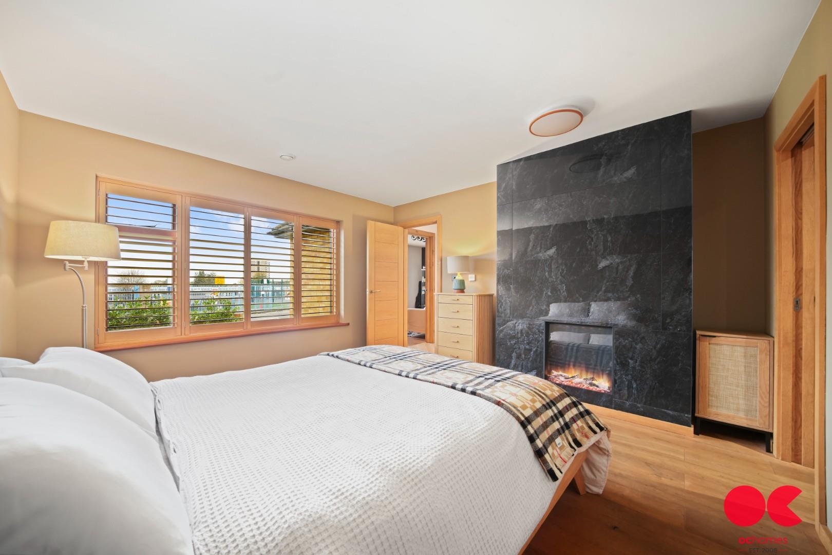 4 bed detached bungalow for sale in Grange Road, Heaton Grange, Romford  - Property Image 7