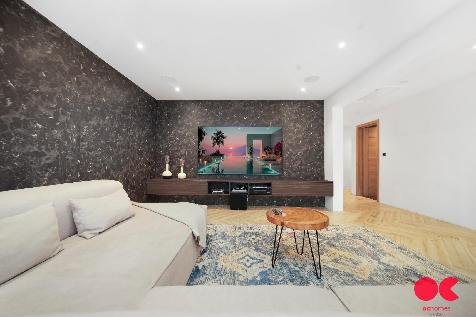 4 bed detached bungalow for sale in Grange Road, Heaton Grange, Romford  - Property Image 15