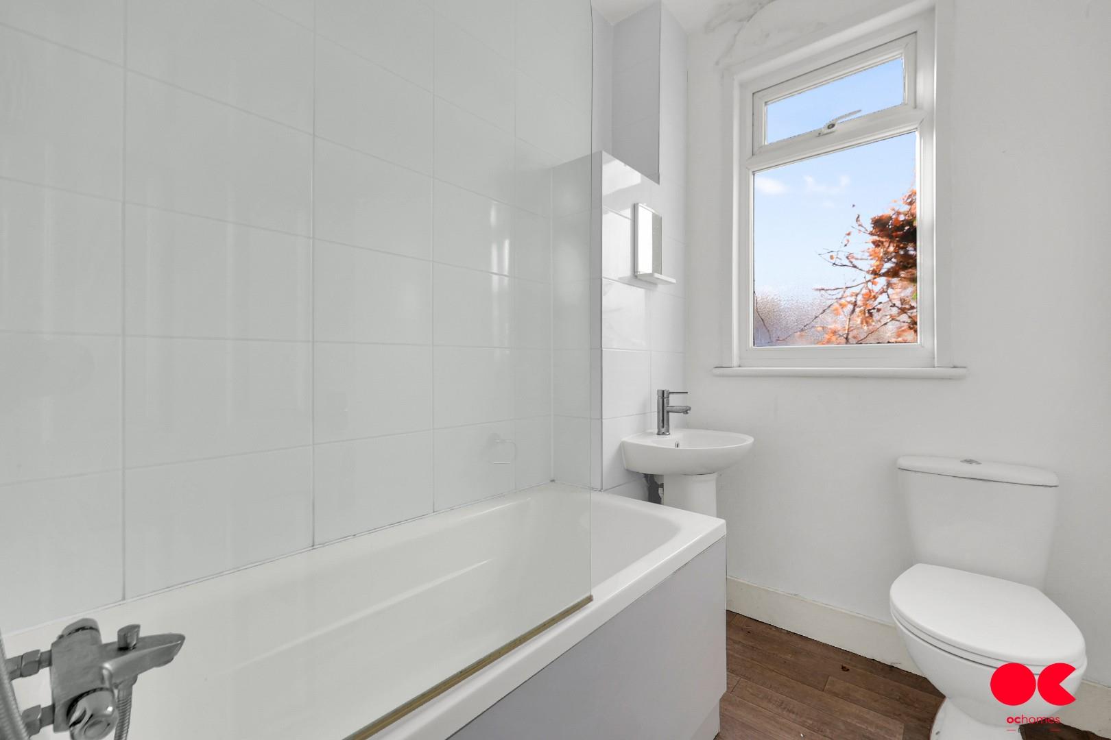 3 bed end of terrace house for sale in Wall End Road, East Ham  - Property Image 21