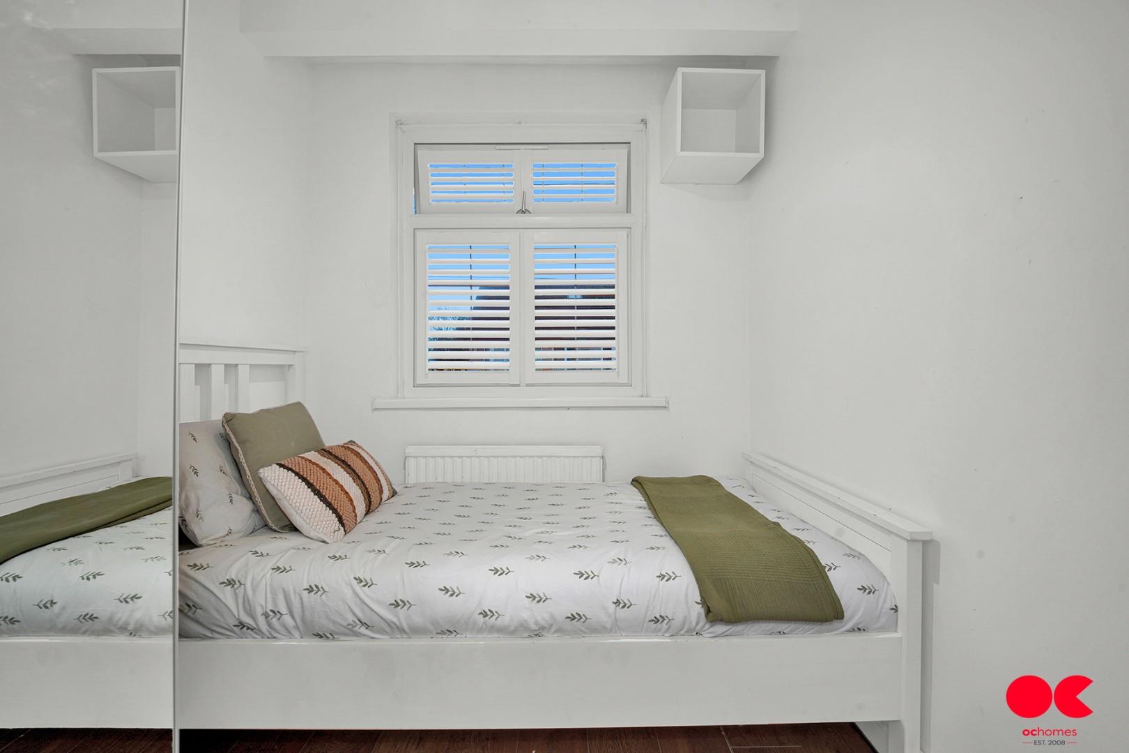 3 bed semi-detached house for sale in The Glen, Rainham  - Property Image 24