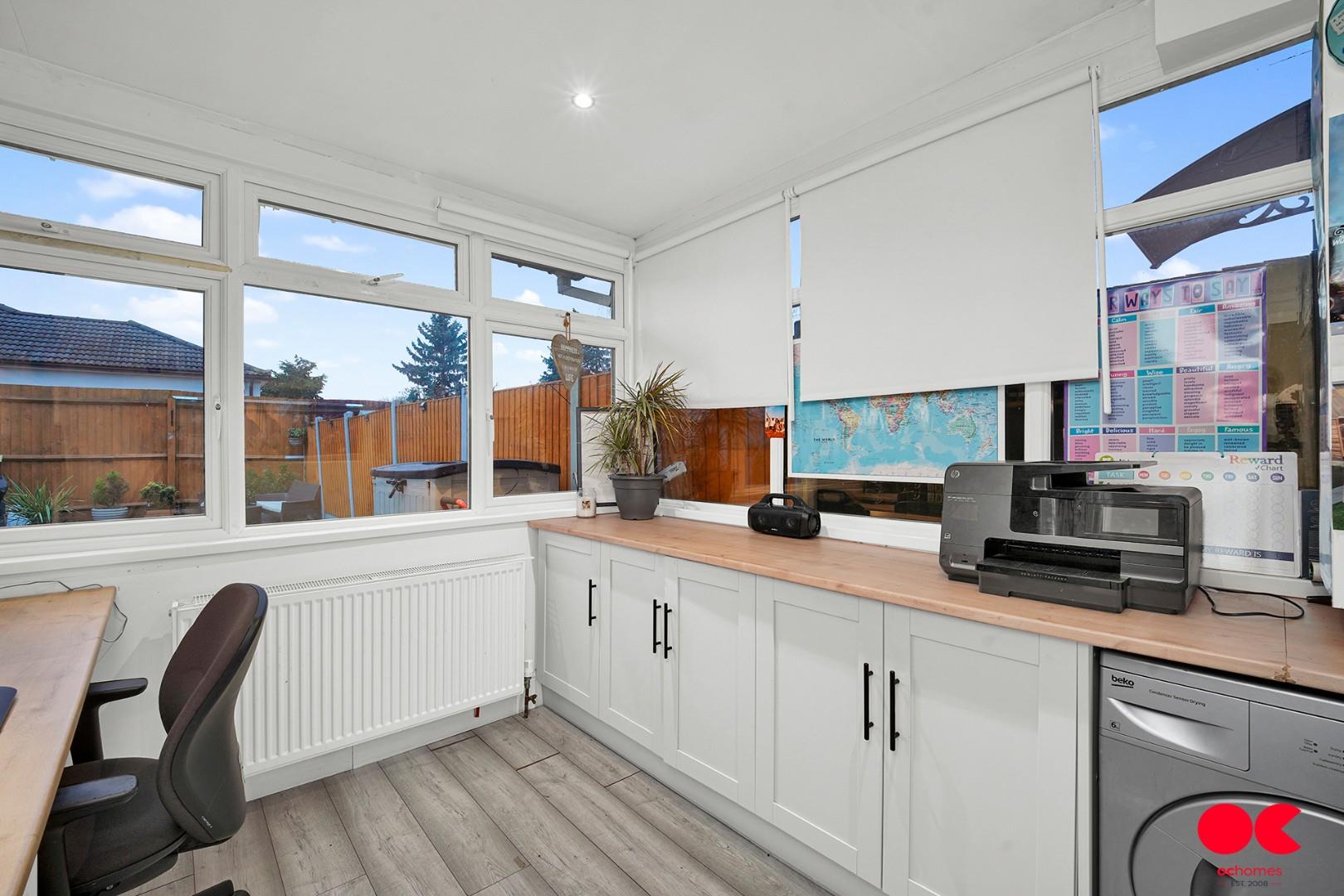 3 bed semi-detached house for sale in The Glen, Rainham  - Property Image 9