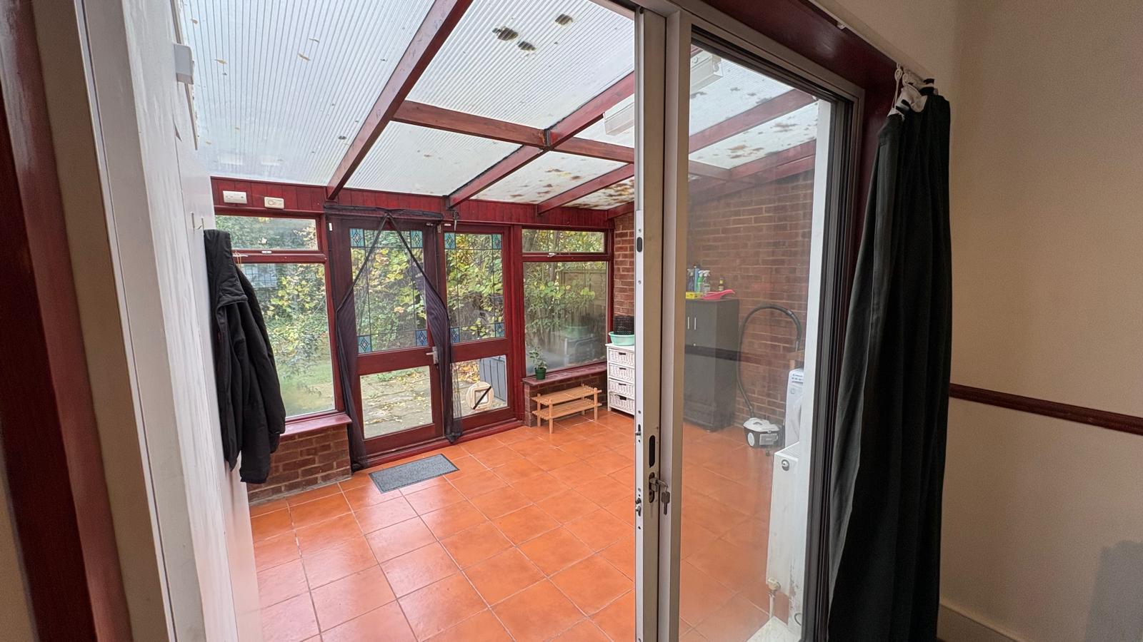 1 bed flat to rent in Dagenham Road, London  - Property Image 2