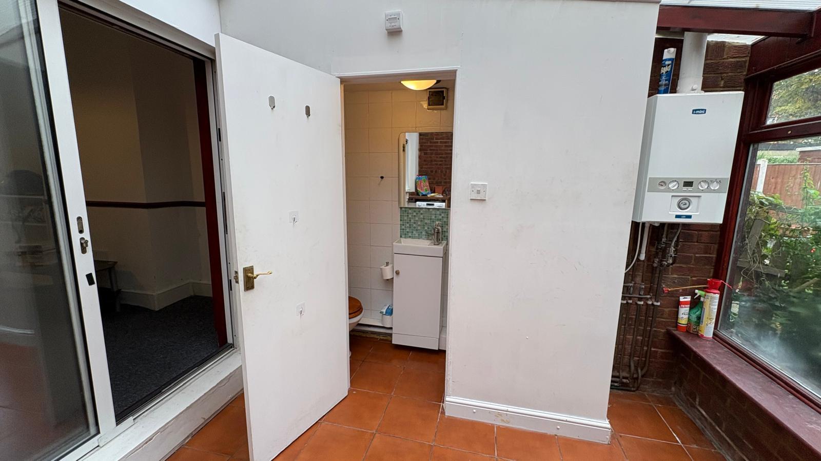 1 bed flat to rent in Dagenham Road, London  - Property Image 7