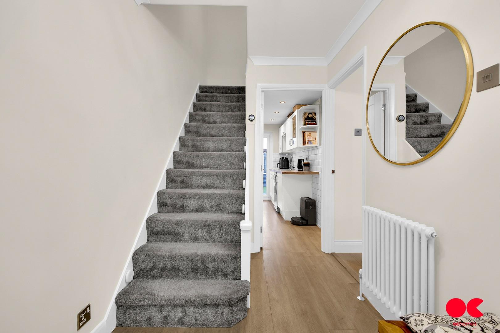 3 bed terraced house for sale in South Hall Drive, Rainham  - Property Image 17