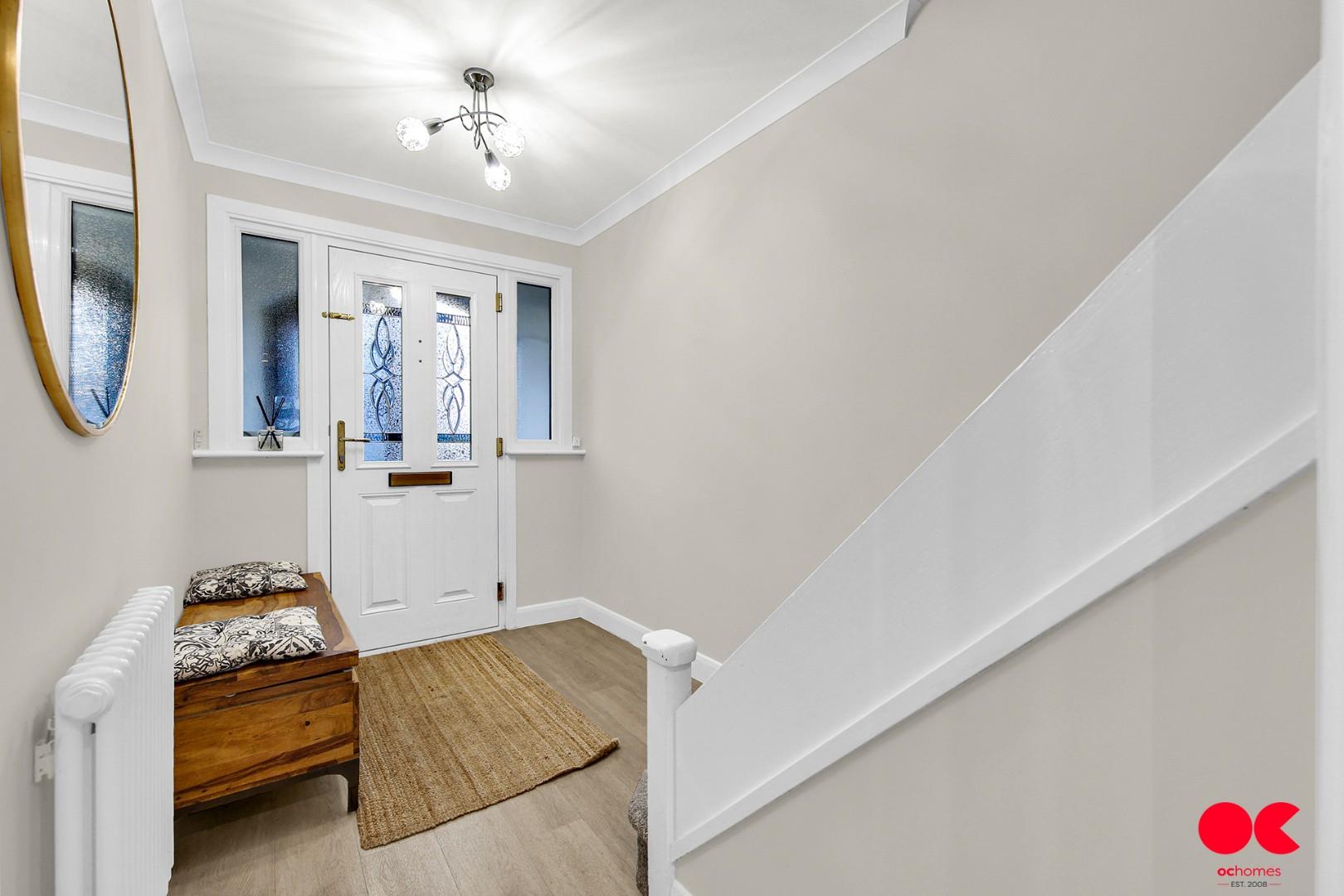 3 bed terraced house for sale in South Hall Drive, Rainham  - Property Image 16