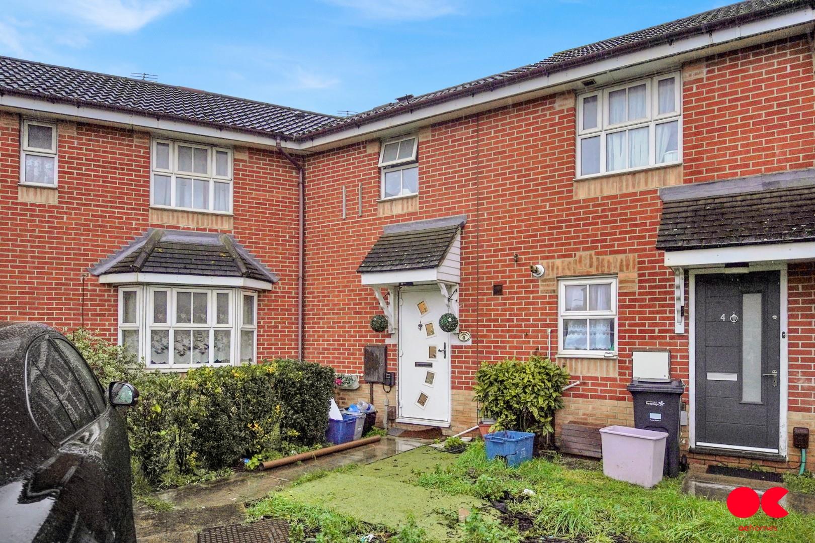 2 bed house to rent in Hyacinth Close, Ilford  - Property Image 6