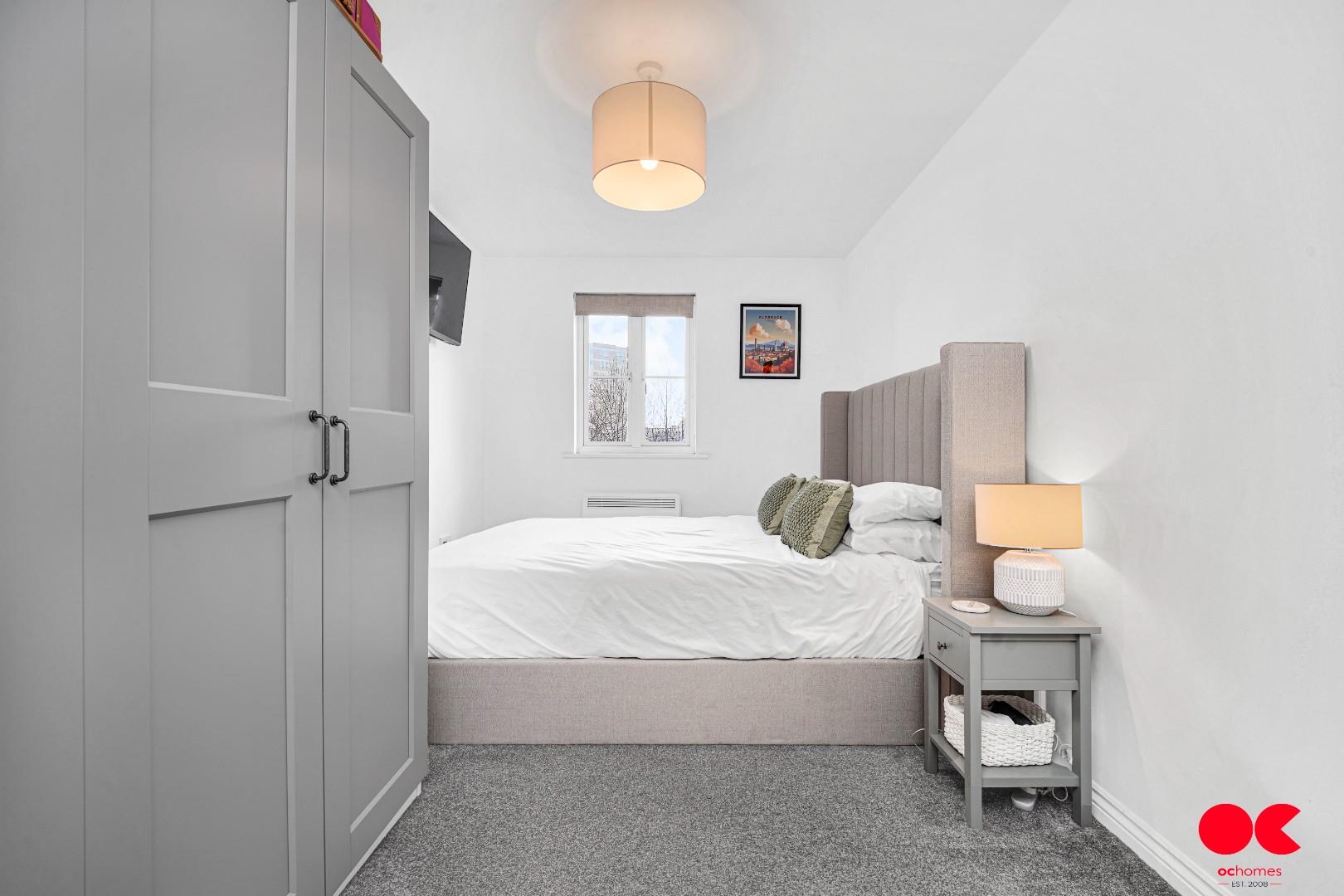 2 bed flat for sale in Kidman Close, Gidea Park  - Property Image 14