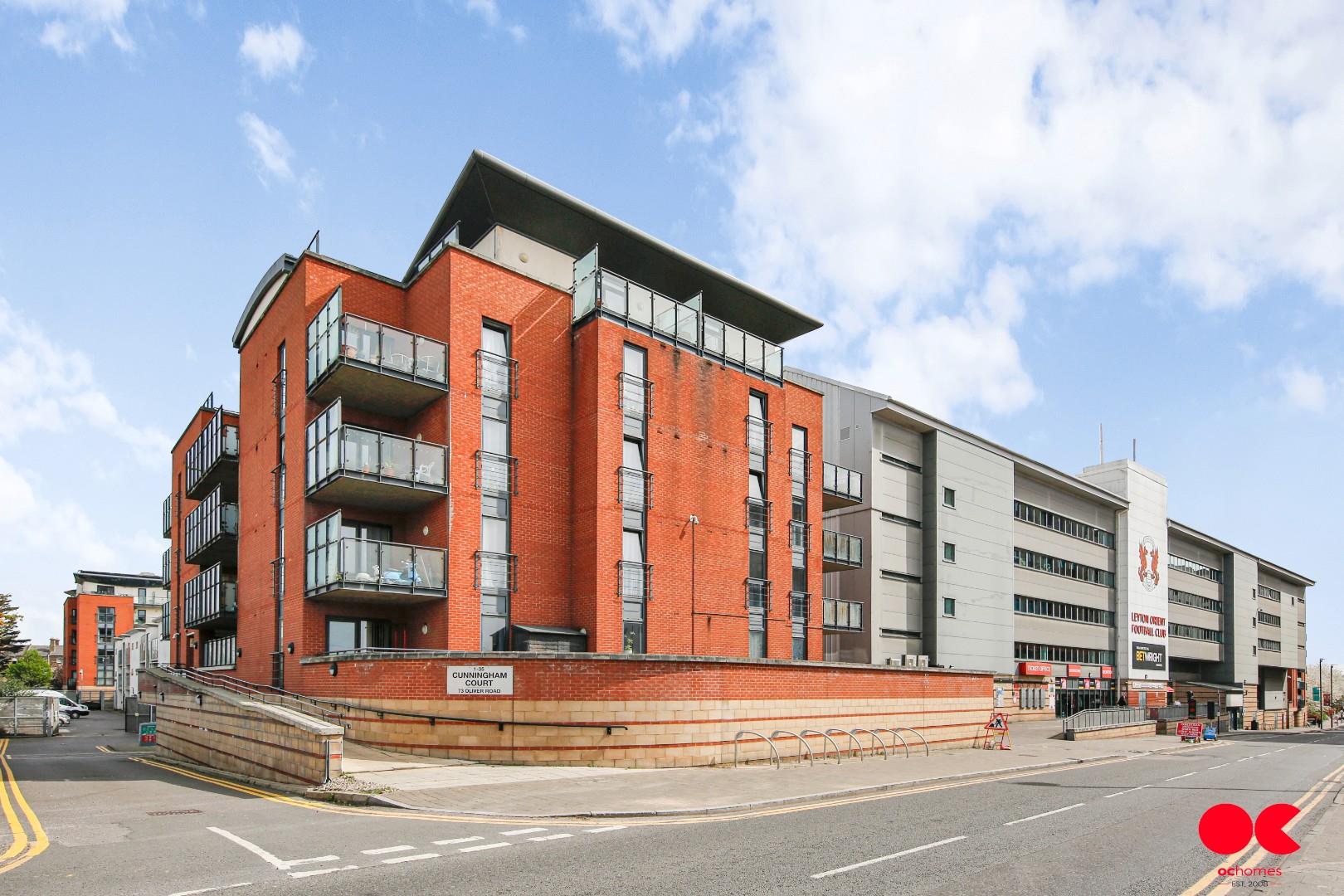 2 bed flat for sale in Oliver Road, Leyton  - Property Image 2