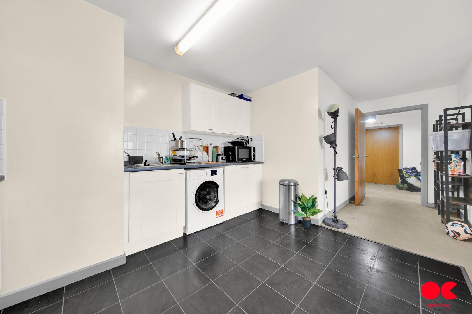 2 bed flat for sale in Oliver Road, Leyton  - Property Image 14