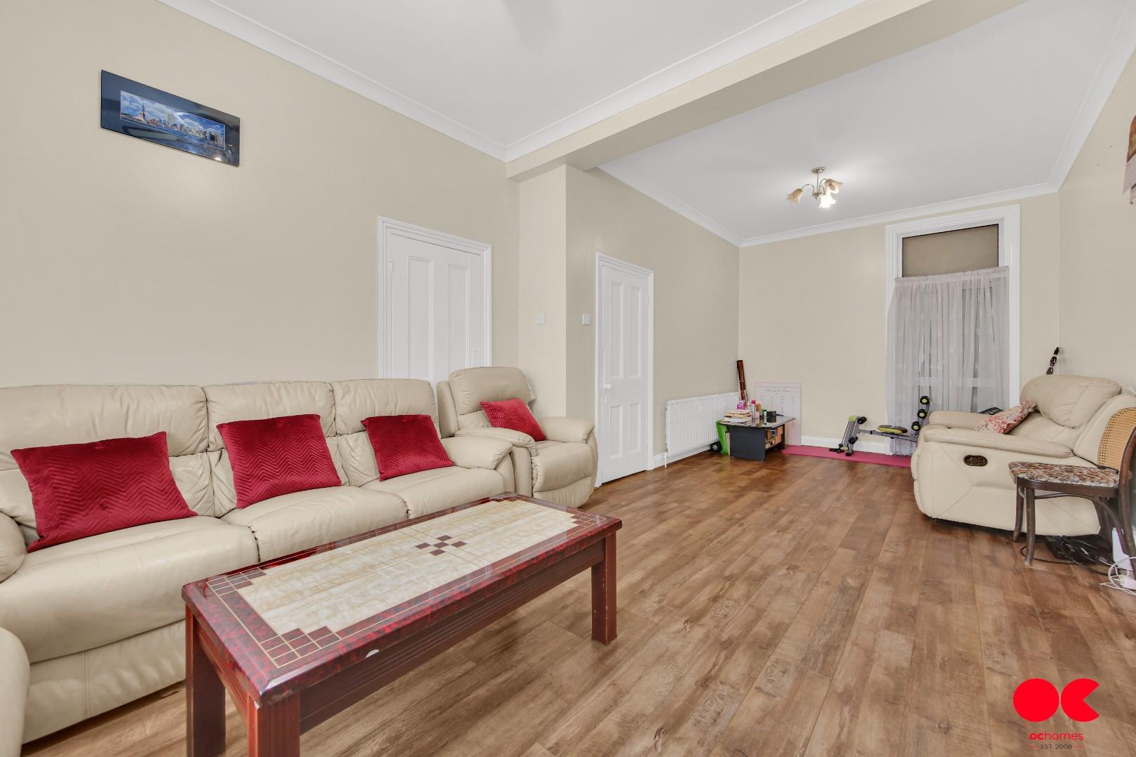3 bed terraced house for sale in Cecil Road, Plaistow  - Property Image 12