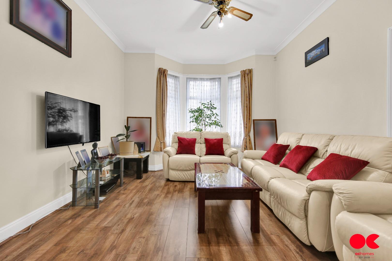 3 bed terraced house for sale in Cecil Road, Plaistow  - Property Image 2