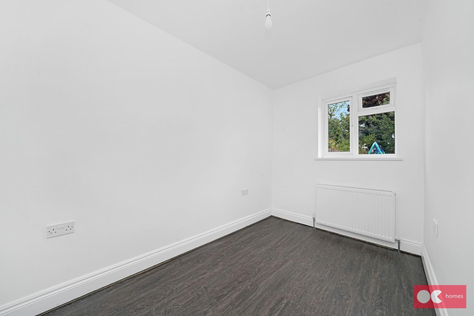 3 bed semi-detached bungalow for sale in Mascalls Gardens, Brentwood  - Property Image 15