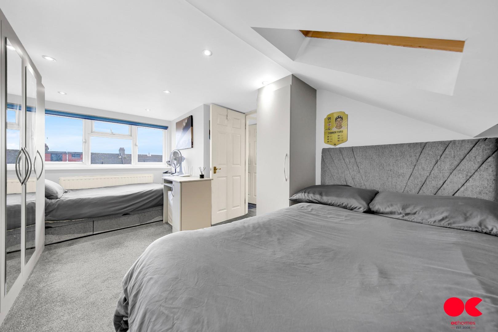 4 bed terraced house for sale in Glenwood Avenue, Rainham  - Property Image 23