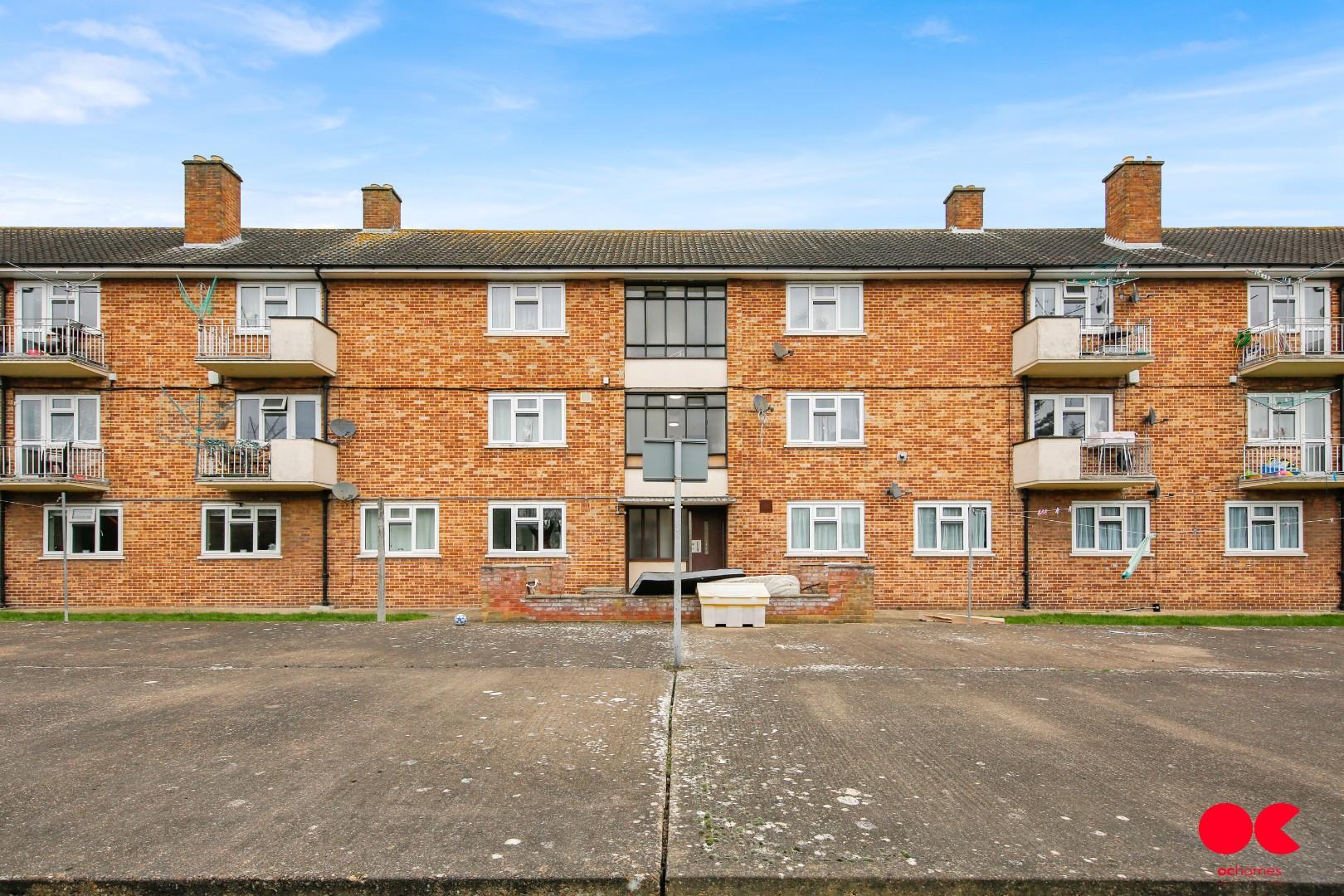 1 bed flat for sale in Bell Avenue, Romford  - Property Image 5