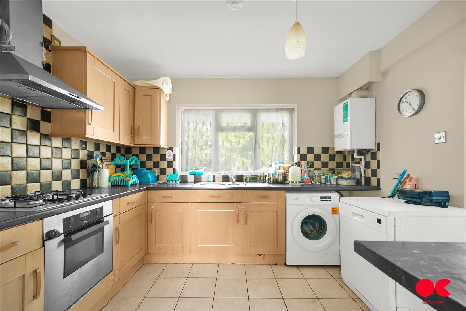 2 bed terraced house for sale in Lymington Road, Dagenham  - Property Image 3