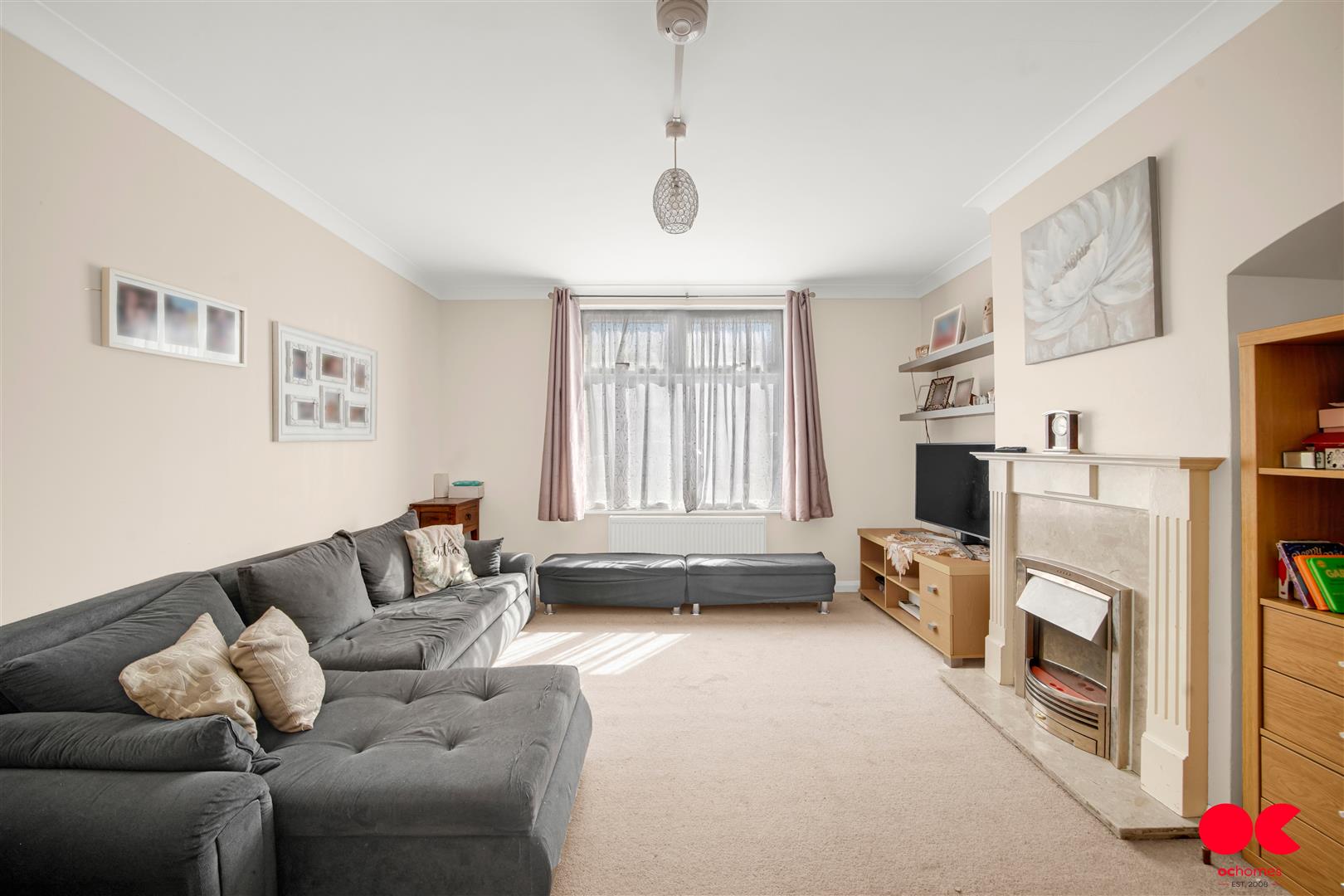 2 bed terraced house for sale in Lymington Road, Dagenham  - Property Image 1