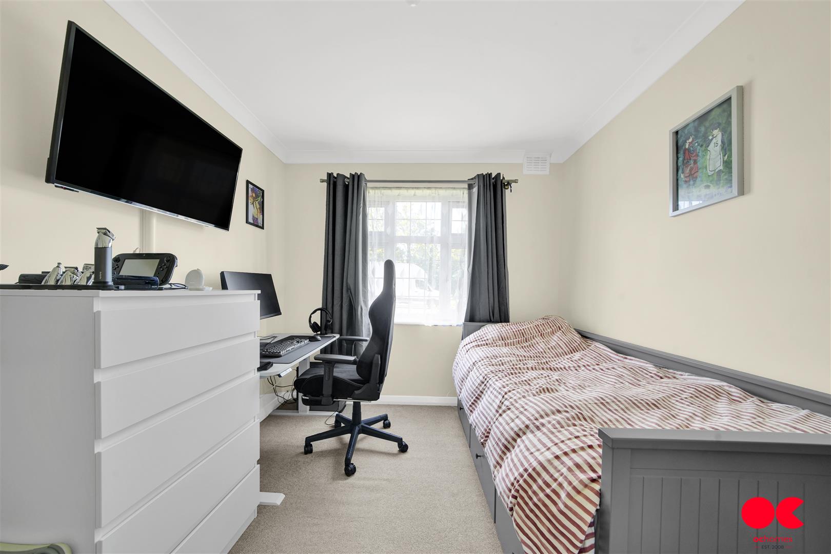 2 bed maisonette for sale in Station Road, Gidea Park  - Property Image 12