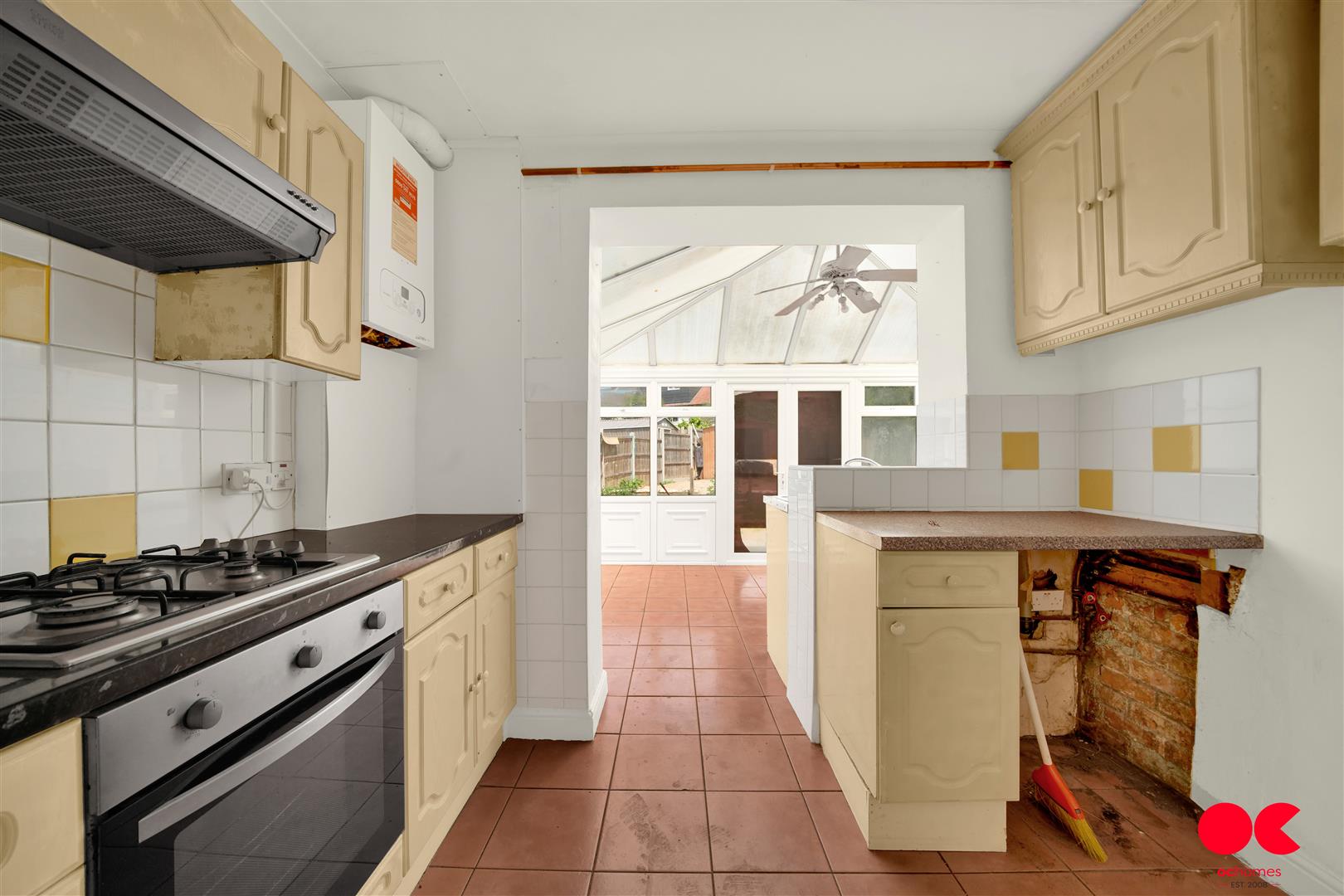 2 bed terraced house for sale in Halbutt Gardens, Dagenham  - Property Image 14