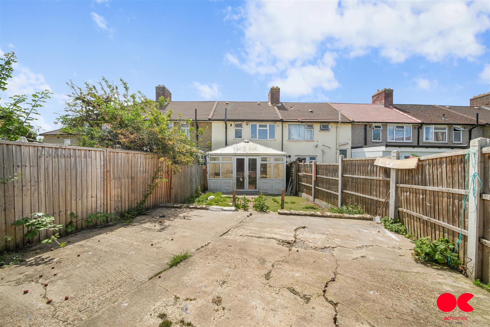 2 bed terraced house for sale in Halbutt Gardens, Dagenham  - Property Image 7