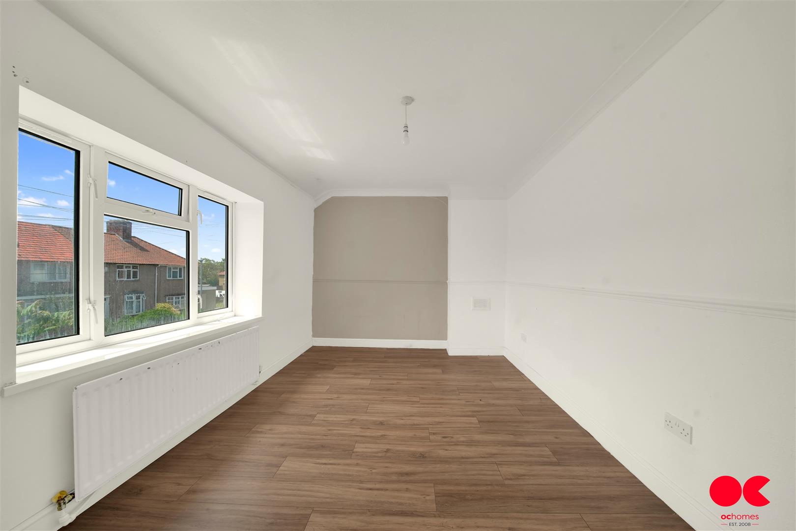 2 bed terraced house for sale in Halbutt Gardens, Dagenham  - Property Image 11