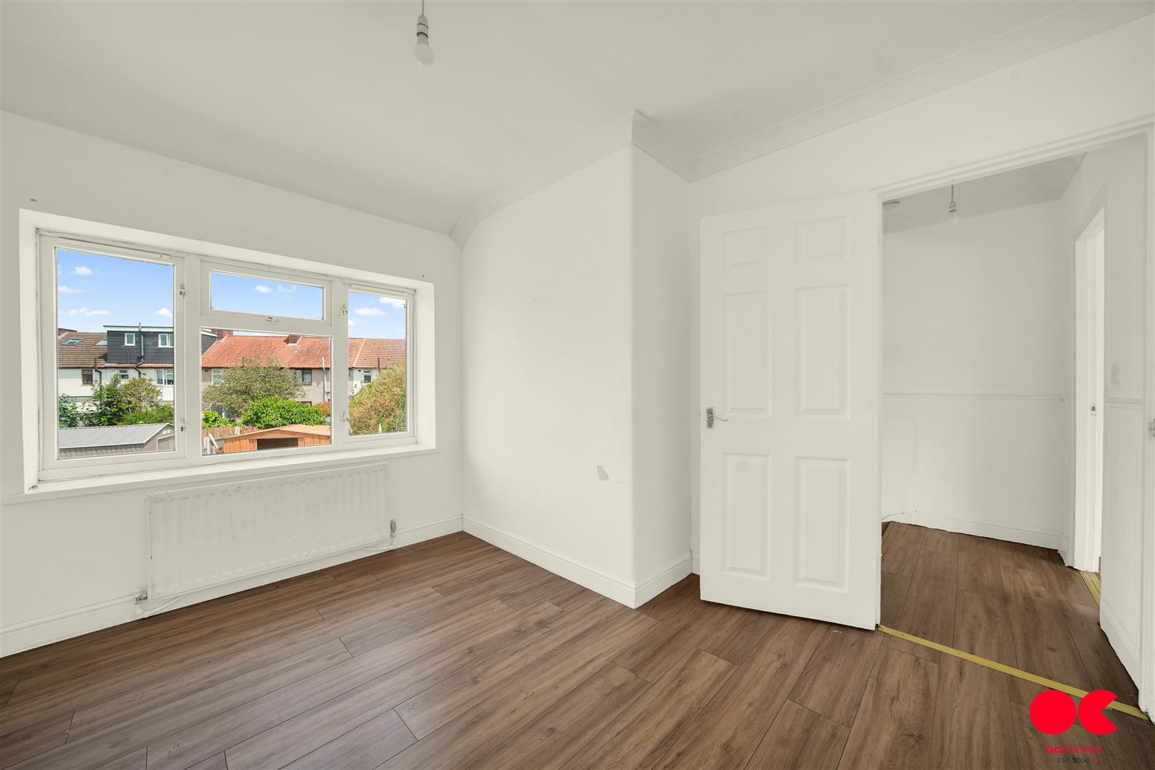 2 bed terraced house for sale in Halbutt Gardens, Dagenham  - Property Image 2