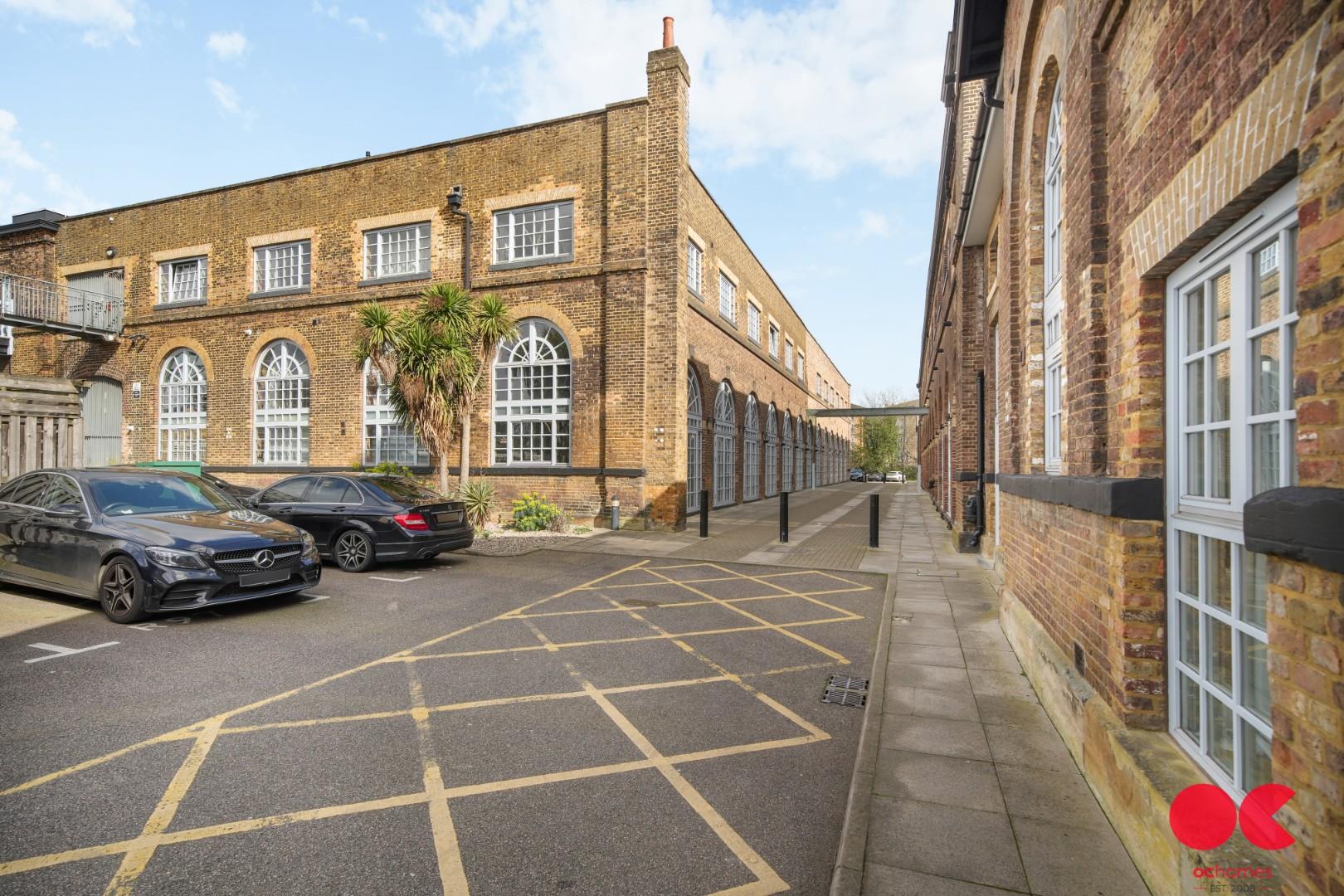 2 bed flat for sale in Kidman Close, Gidea Park  - Property Image 24