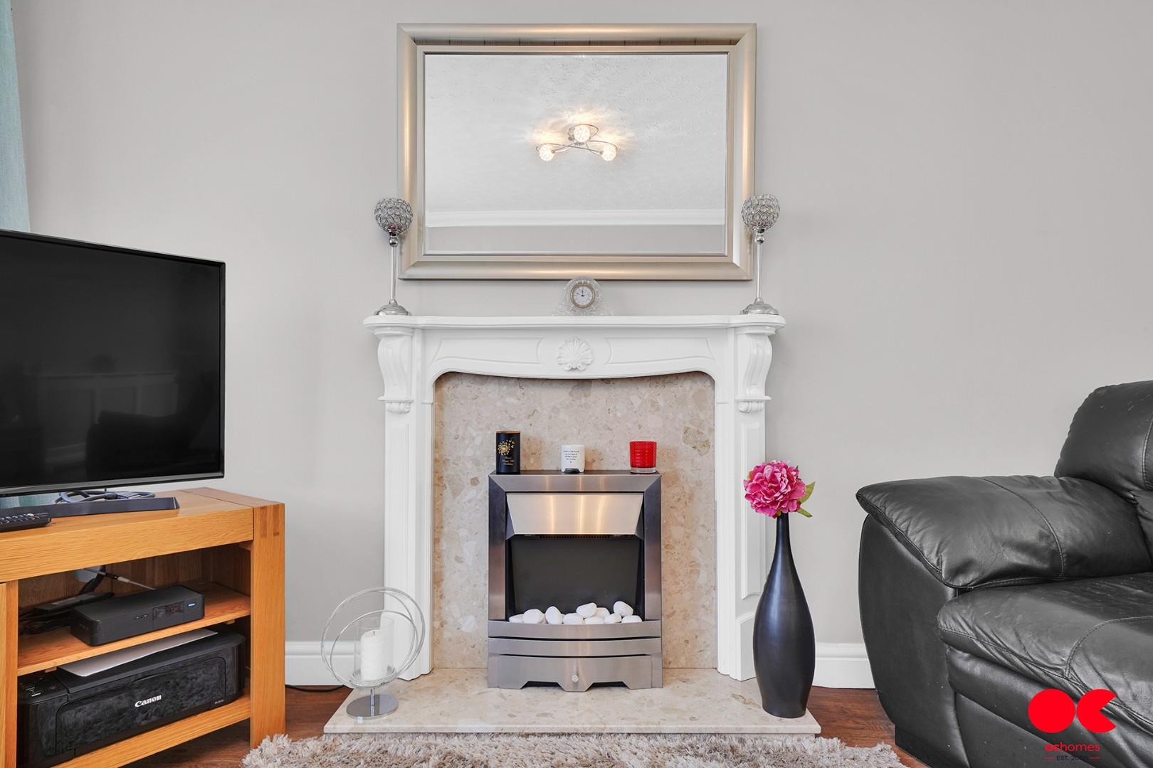 3 bed terraced house to rent in South Hall Drive, Rainham  - Property Image 13