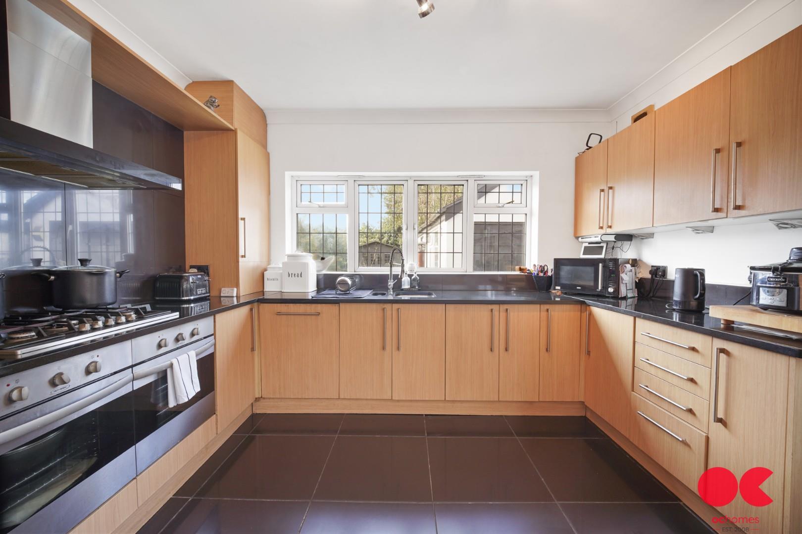 4 bed detached bungalow for sale in Ardleigh Green Road, Hornchurch  - Property Image 3