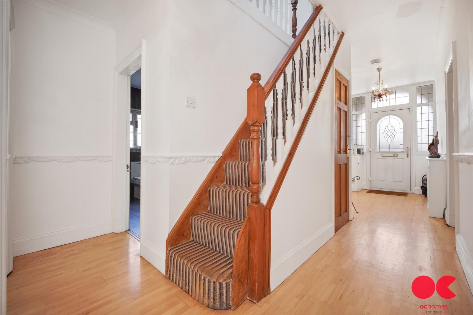 4 bed detached bungalow for sale in Ardleigh Green Road, Hornchurch  - Property Image 12