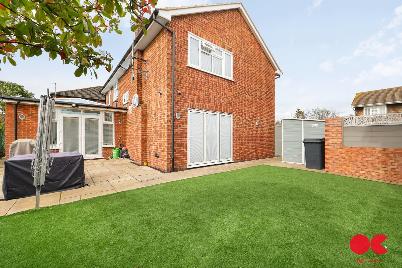 4 bed detached house for sale in The Elkins, Romford  - Property Image 46