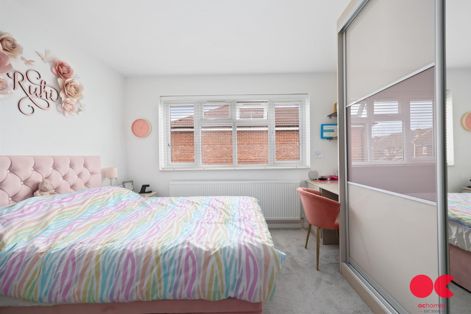 4 bed detached house for sale in The Elkins, Romford  - Property Image 36