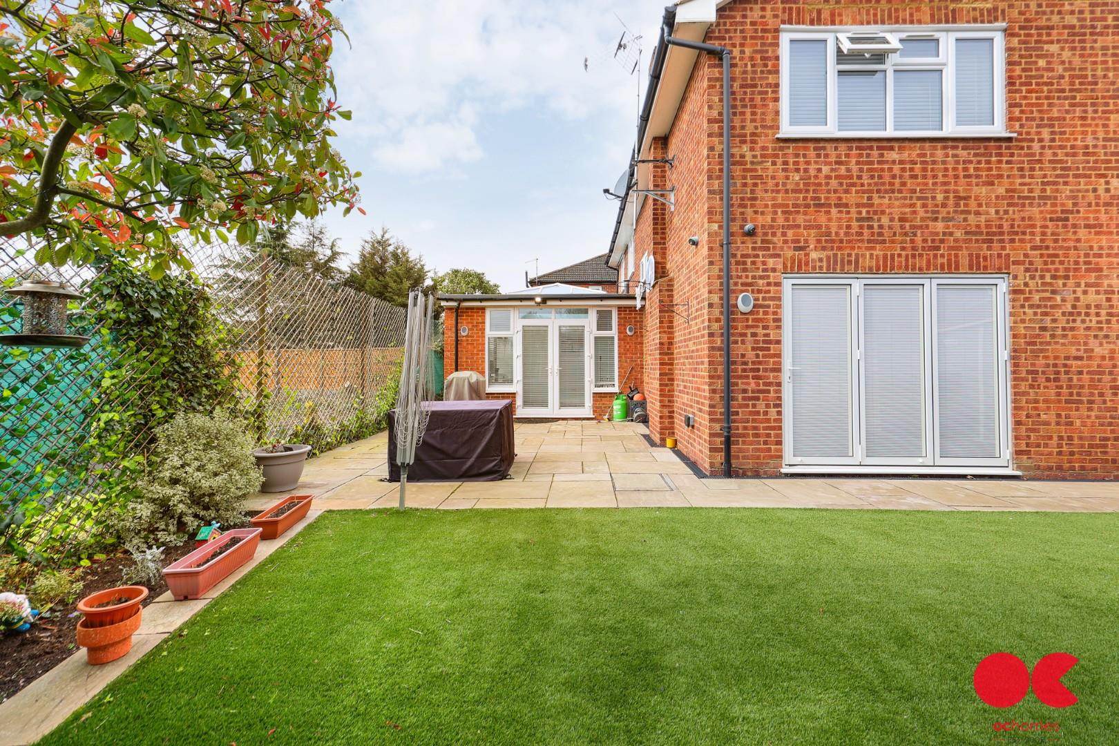 4 bed detached house for sale in The Elkins, Romford  - Property Image 47