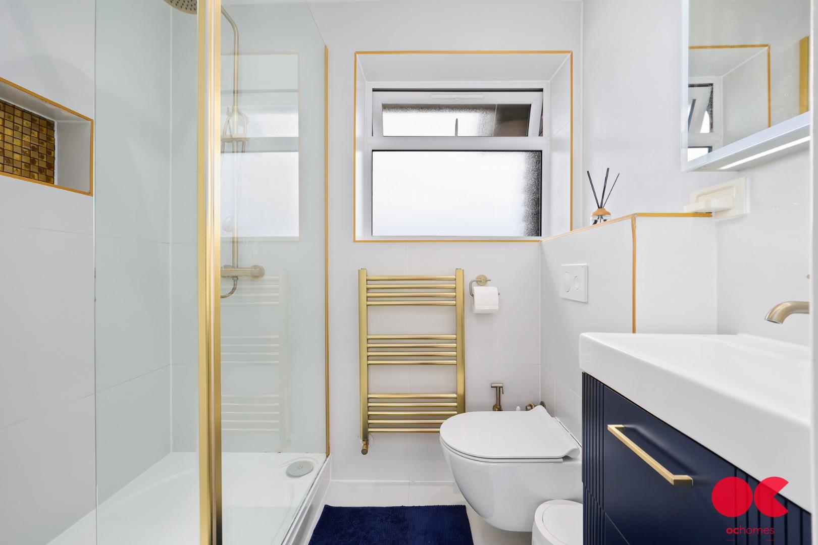 4 bed detached house for sale in The Elkins, Romford  - Property Image 5