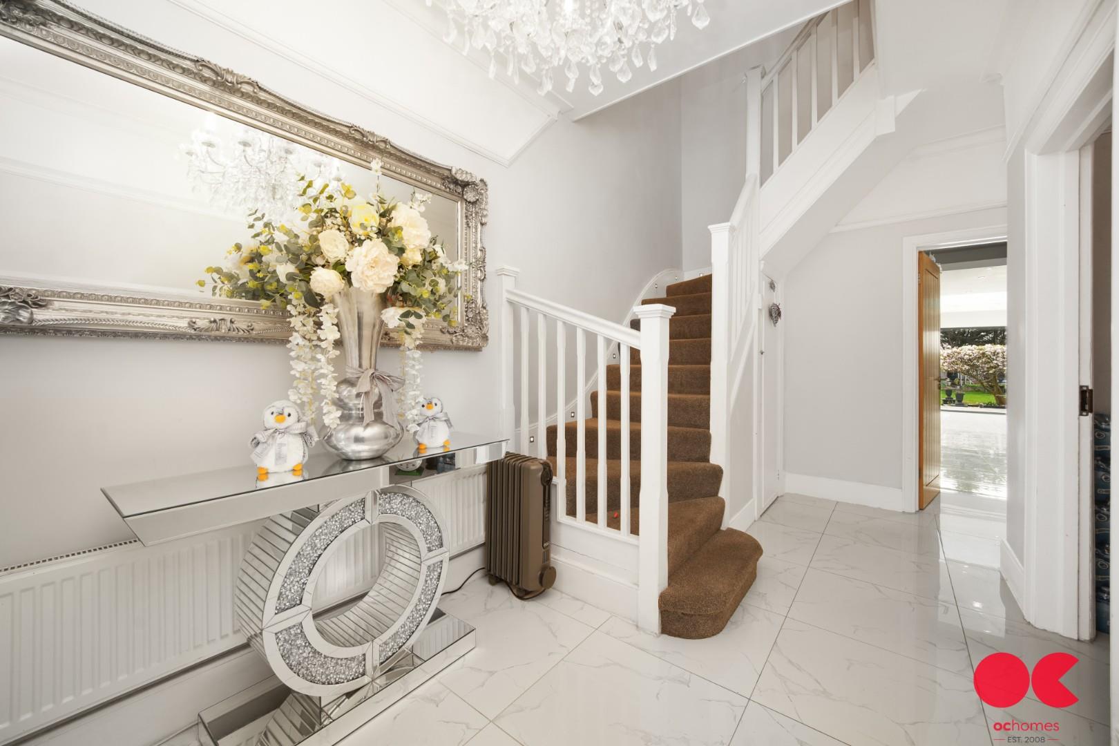 4 bed semi-detached house for sale in Balgores Lane, Gidea Park  - Property Image 36