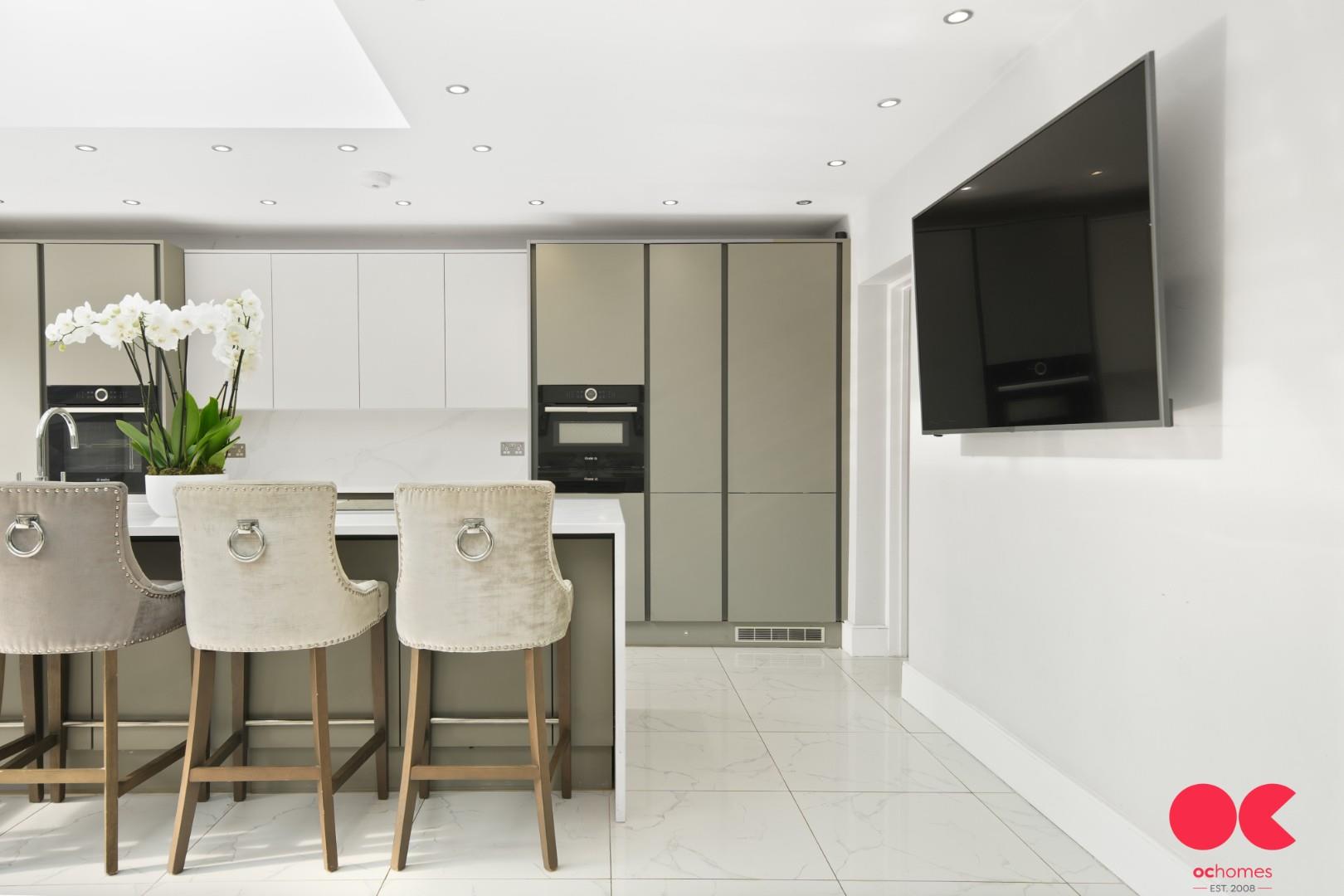 4 bed semi-detached house for sale in Balgores Lane, Gidea Park  - Property Image 34