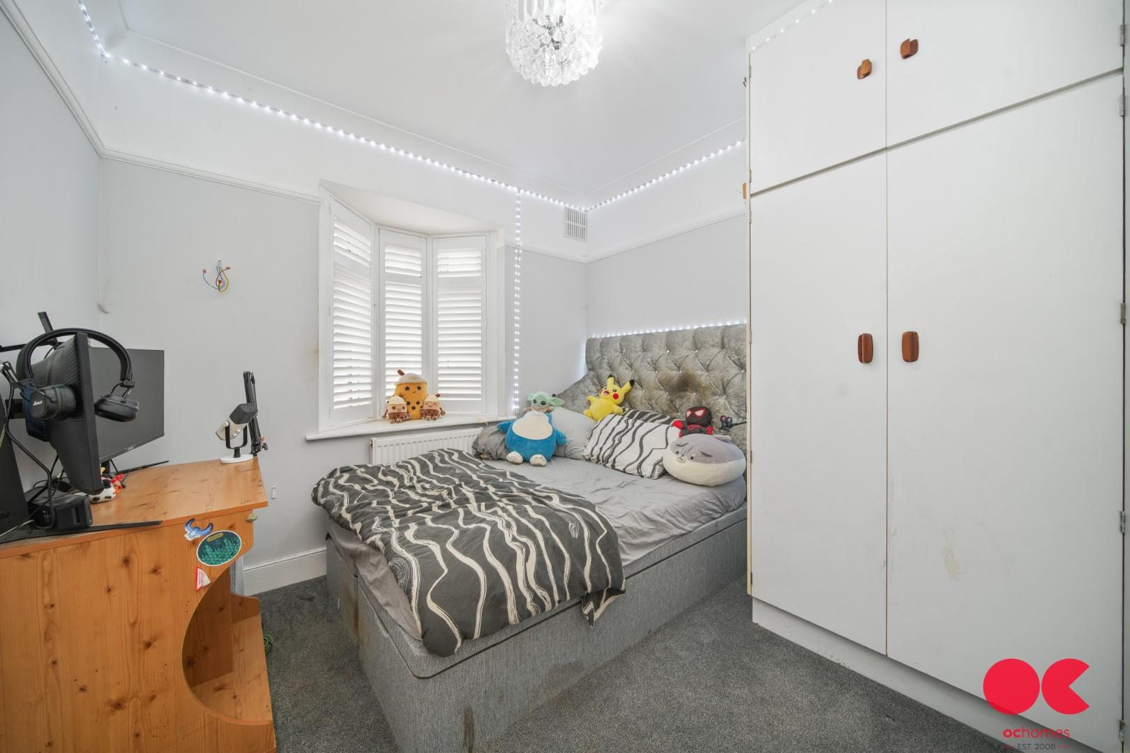 4 bed semi-detached house for sale in Balgores Lane, Gidea Park  - Property Image 10