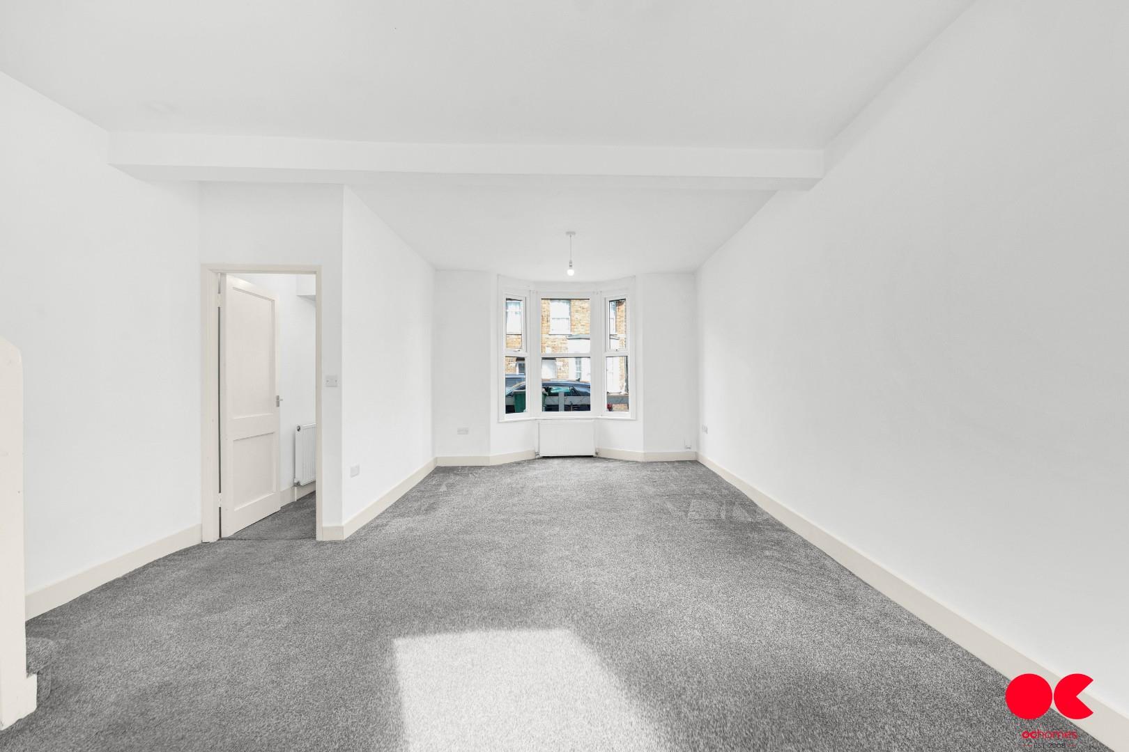 3 bed terraced house to rent in Colegrave Road, Stratford  - Property Image 10