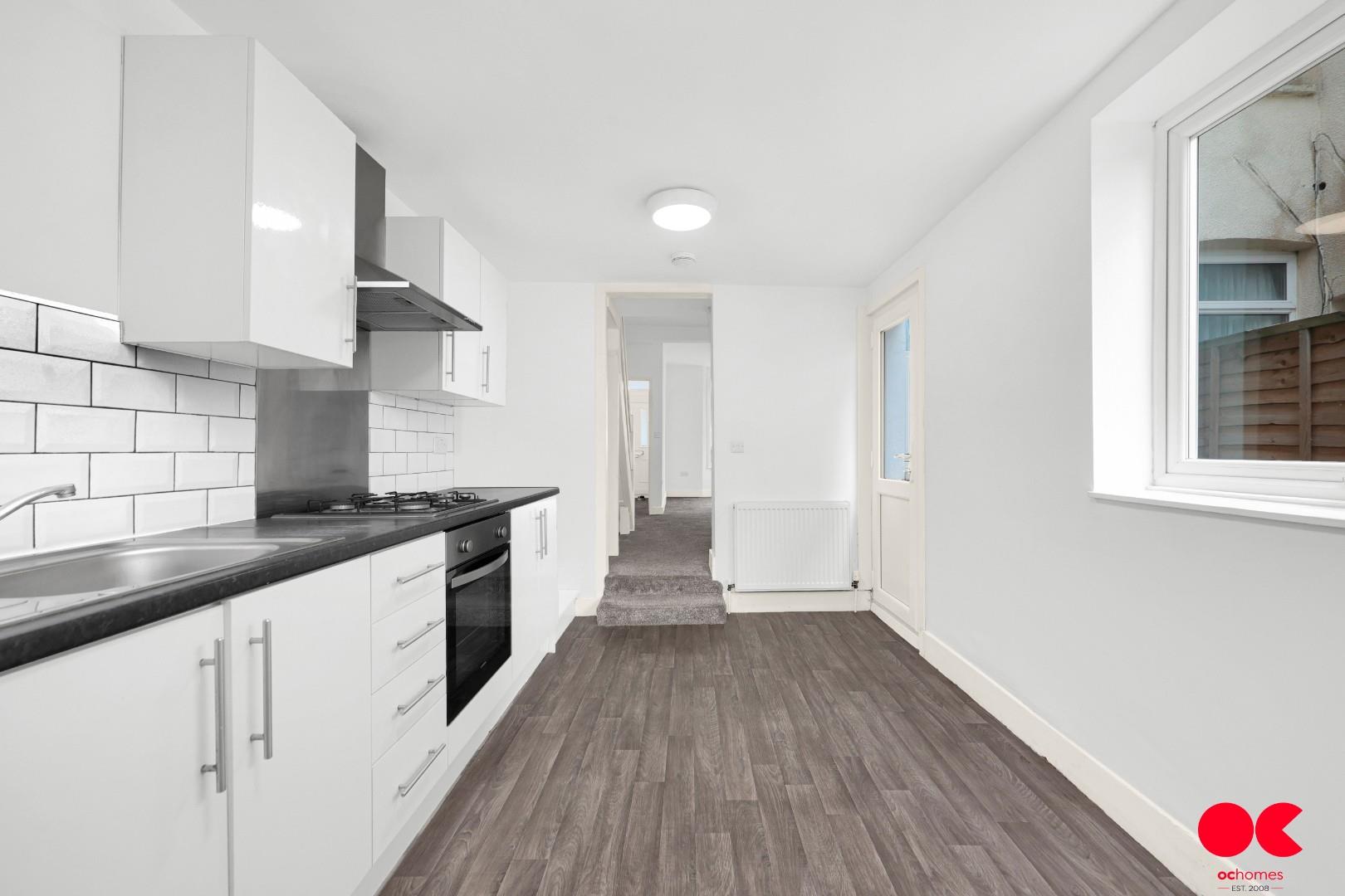 3 bed terraced house to rent in Colegrave Road, Stratford  - Property Image 14