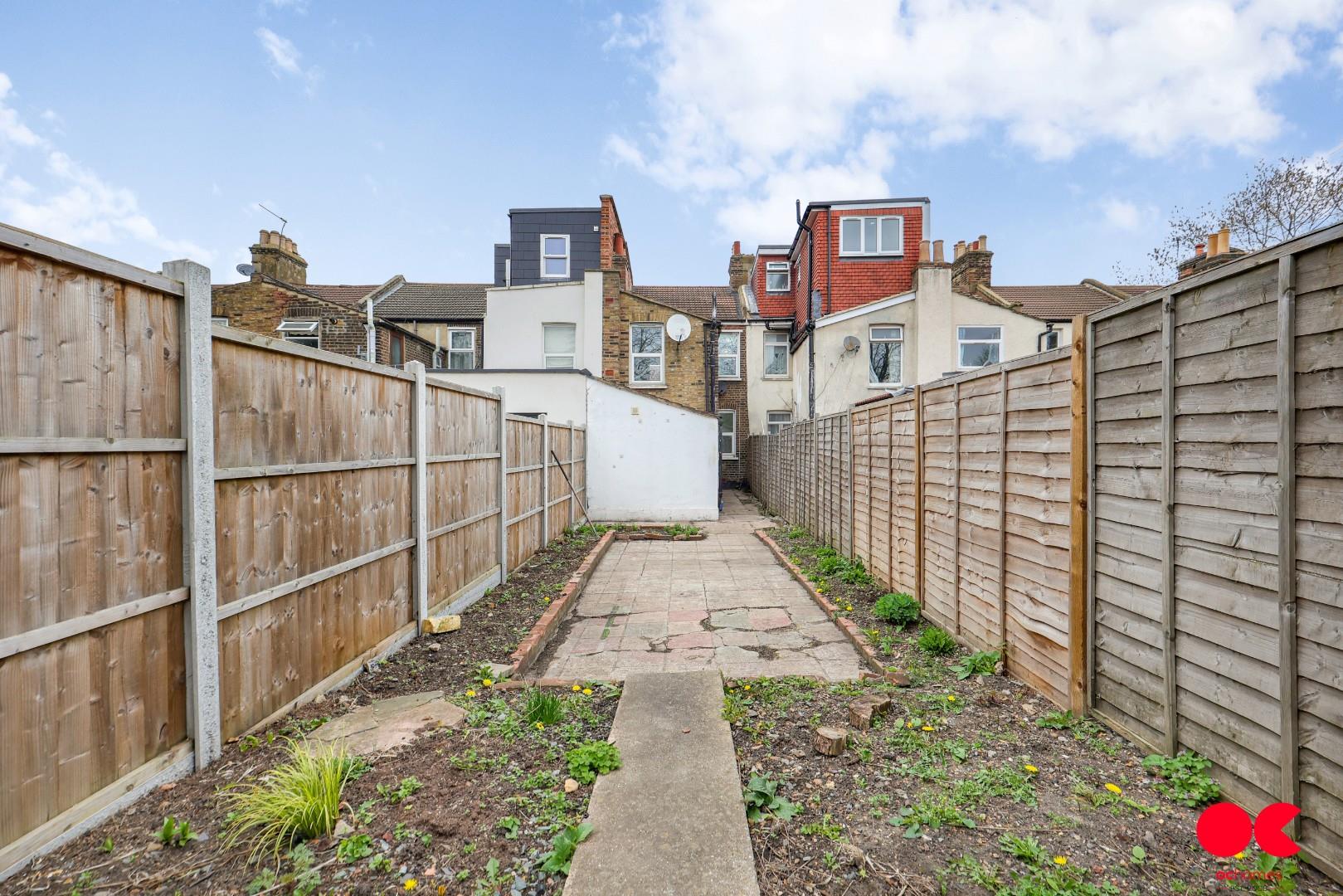 3 bed terraced house to rent in Colegrave Road, Stratford  - Property Image 26
