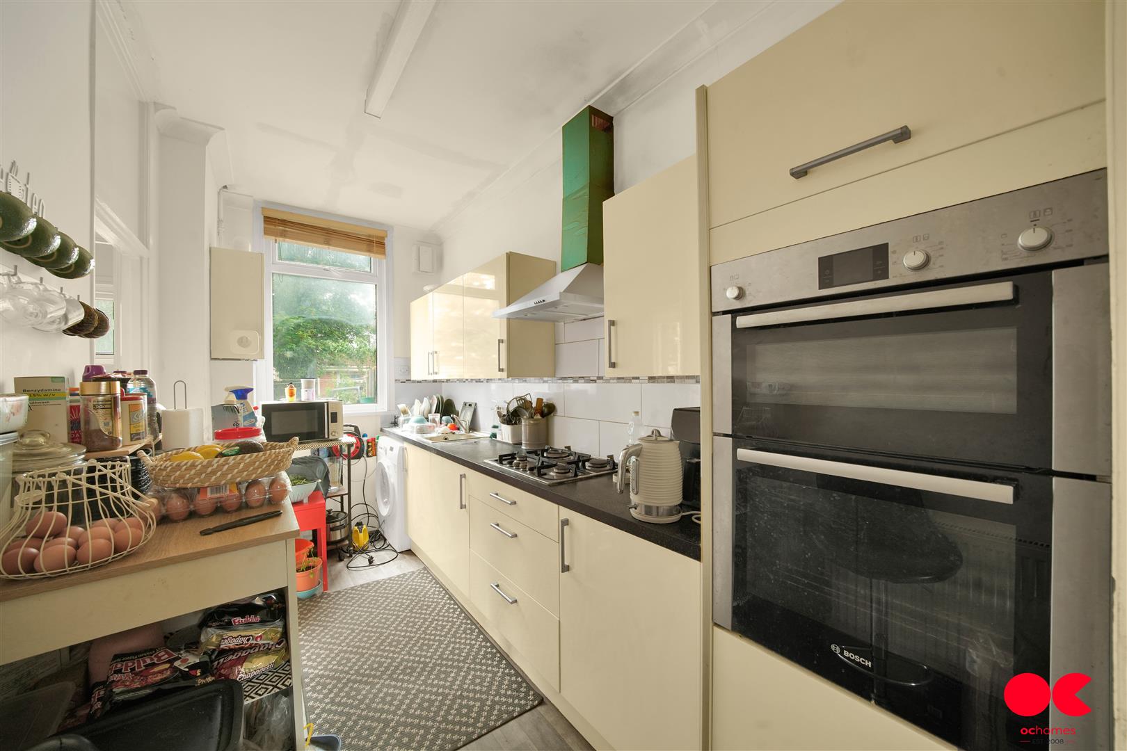 3 bed terraced house for sale in Hampton Road, Ilford  - Property Image 2