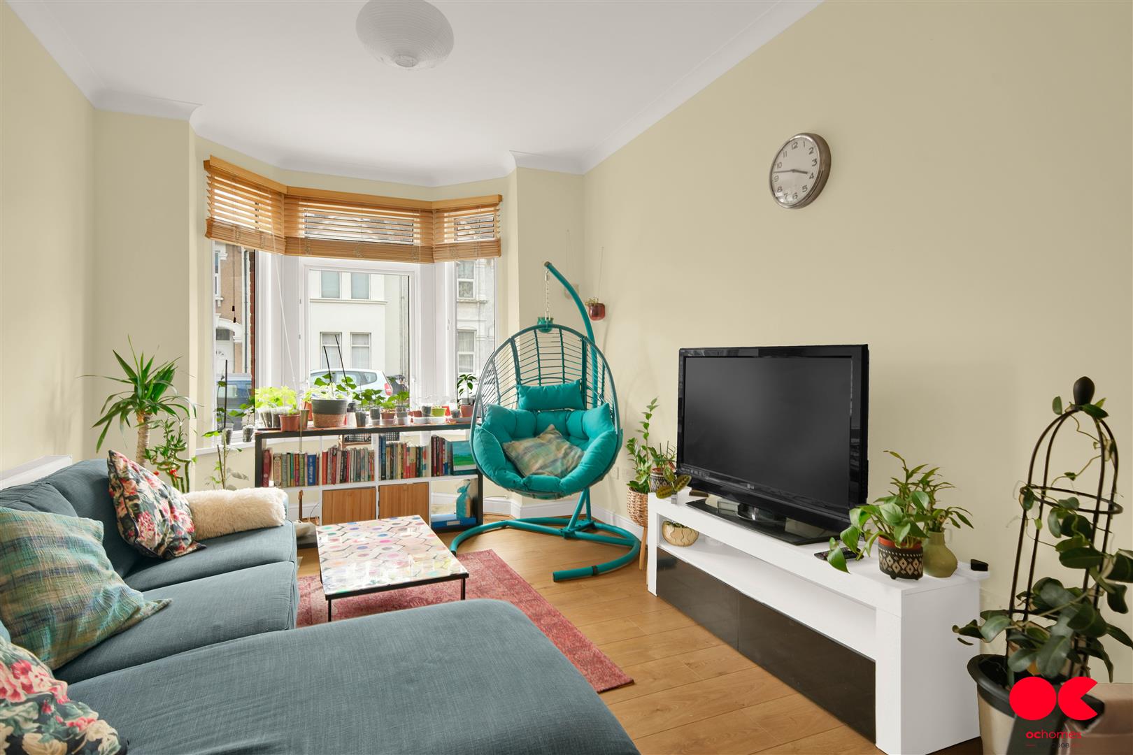 3 bed terraced house for sale in Hampton Road, Ilford - Property Image 1
