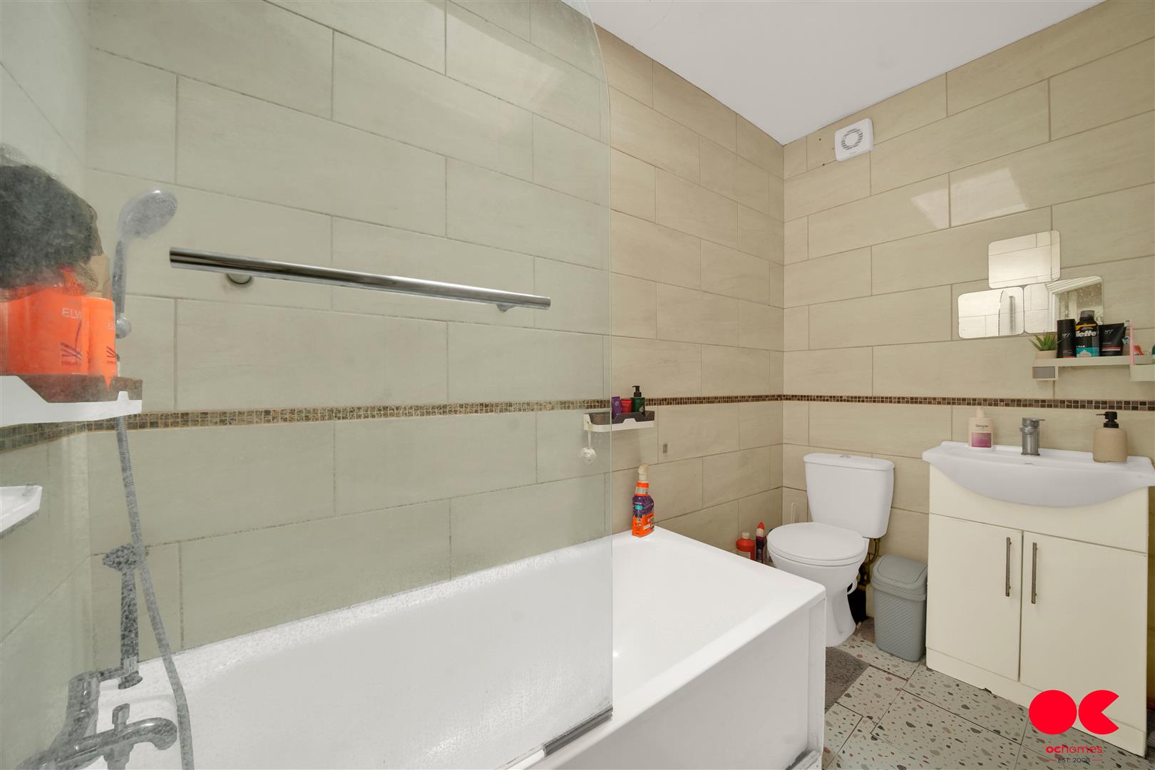 3 bed terraced house for sale in Hampton Road, Ilford  - Property Image 6
