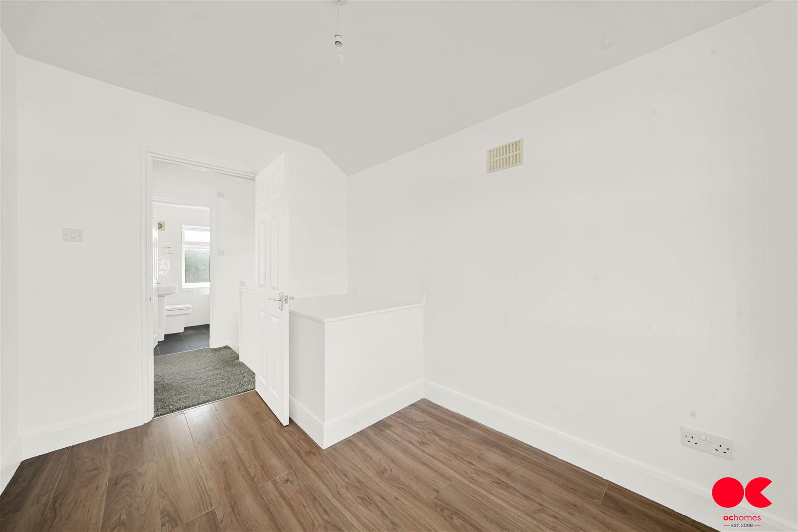 3 bed end of terrace house for sale in Nuneaton Road, Dagenham  - Property Image 11