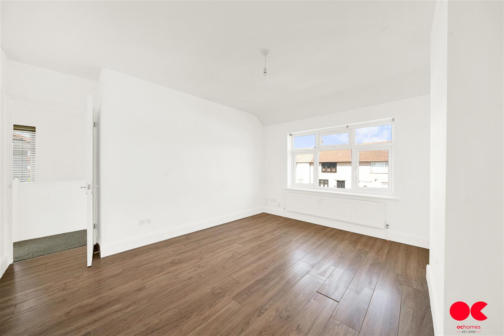 3 bed end of terrace house for sale in Nuneaton Road, Dagenham  - Property Image 9