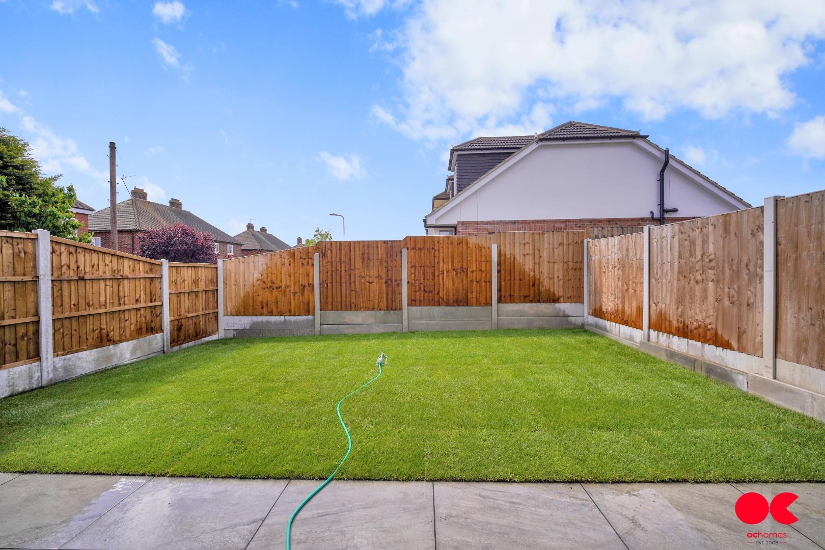 4 bed detached house to rent in Central Drive, Hornchurch  - Property Image 27
